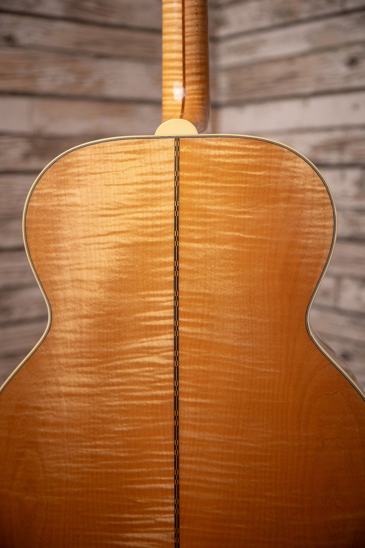 2008 Gibson SJ 200 Acoustic Guitar - Natural