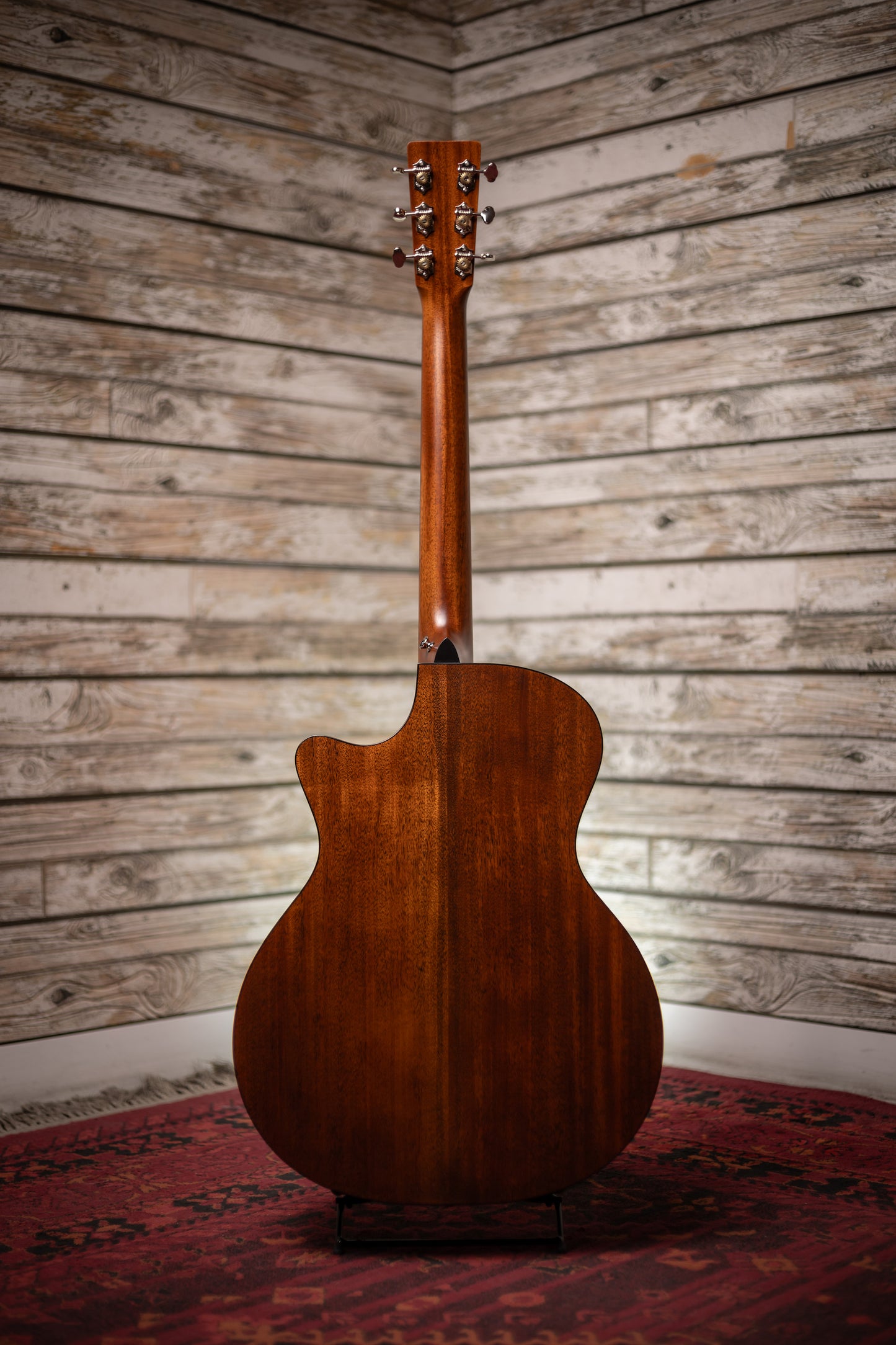 Martin GPC-16E 16 Series, Grand Performance 14-Fret Acoustic Electric Guitar