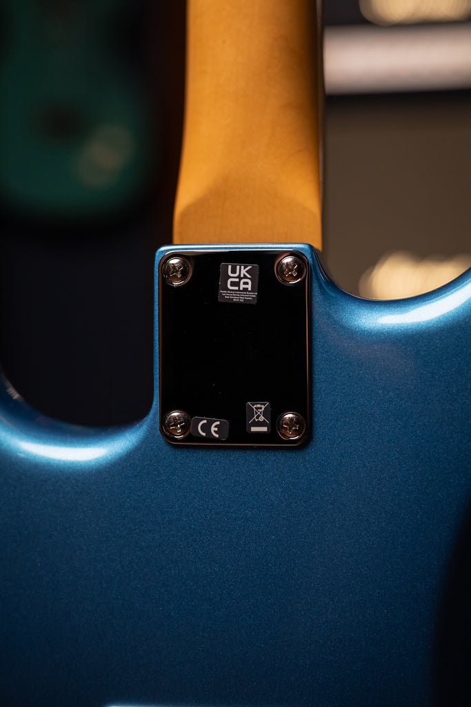 Fender Vintera II '60s Stratocaster Electric Guitar - Lake Placid Blue