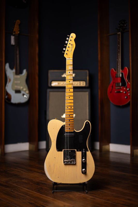 Fender Custom Shop '52 Telecaster Relic Electric Guitar - Aged Nocaster Blonde