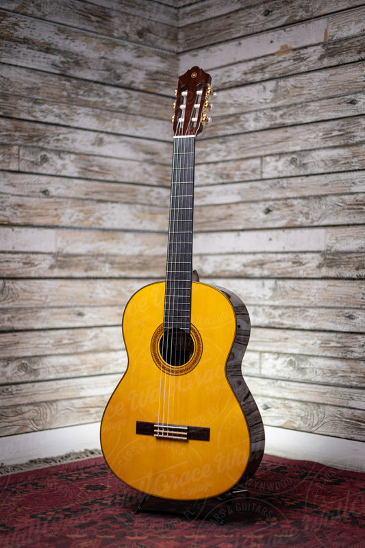 Yamaha CG182S Classical Acoustic - Natural