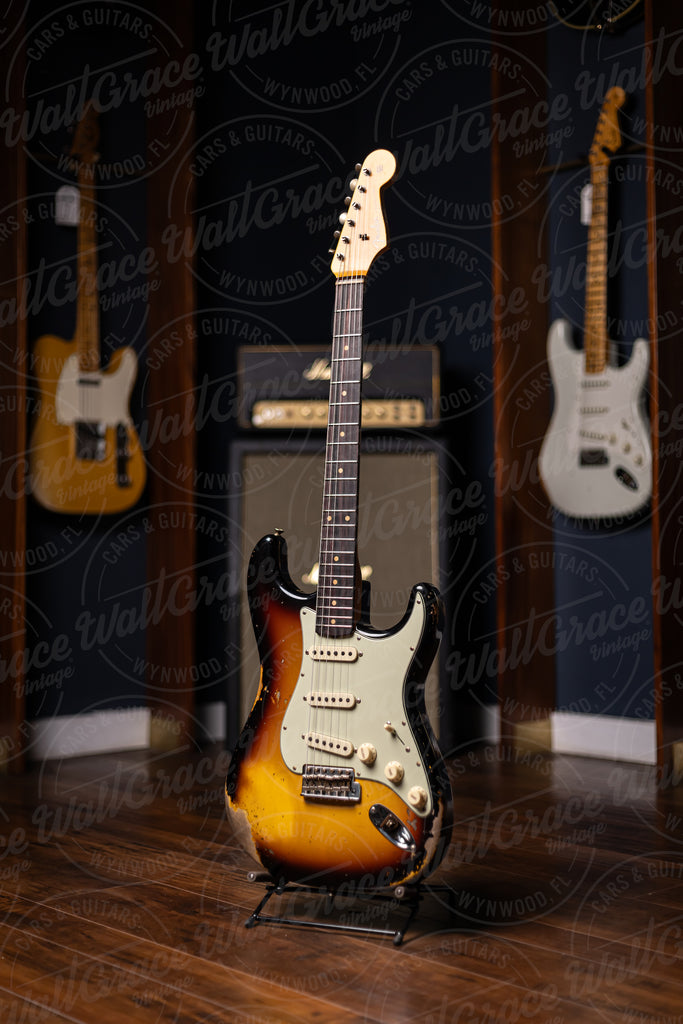 Fender Custom Shop '61 Stratocaster Heavy Relic Electric Guitar - Super Faded Aged Sunburst