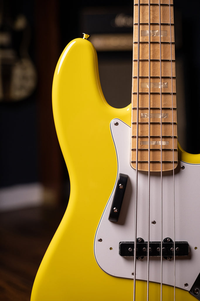 Fender Made in Japan Limited International Color Jazz Bass® - Monaco Yellow