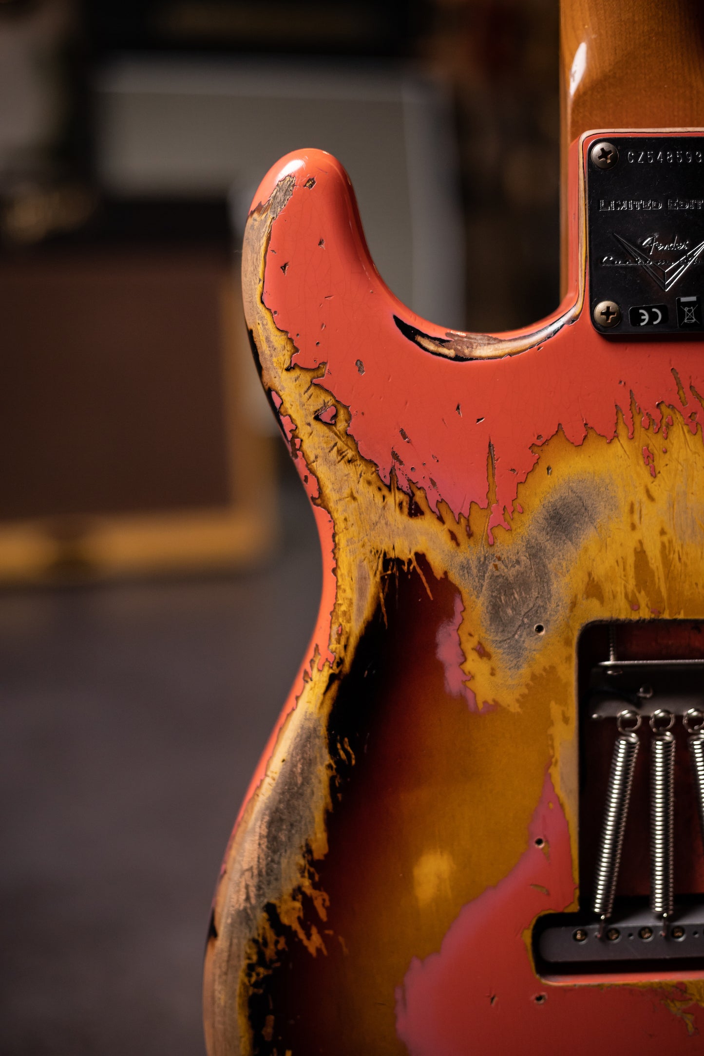 2020 Fender Custom Shop 60/63 Stratocaster Heavy Relic Electric Guitar - Fiesta Red Over 3 Color Sunburst