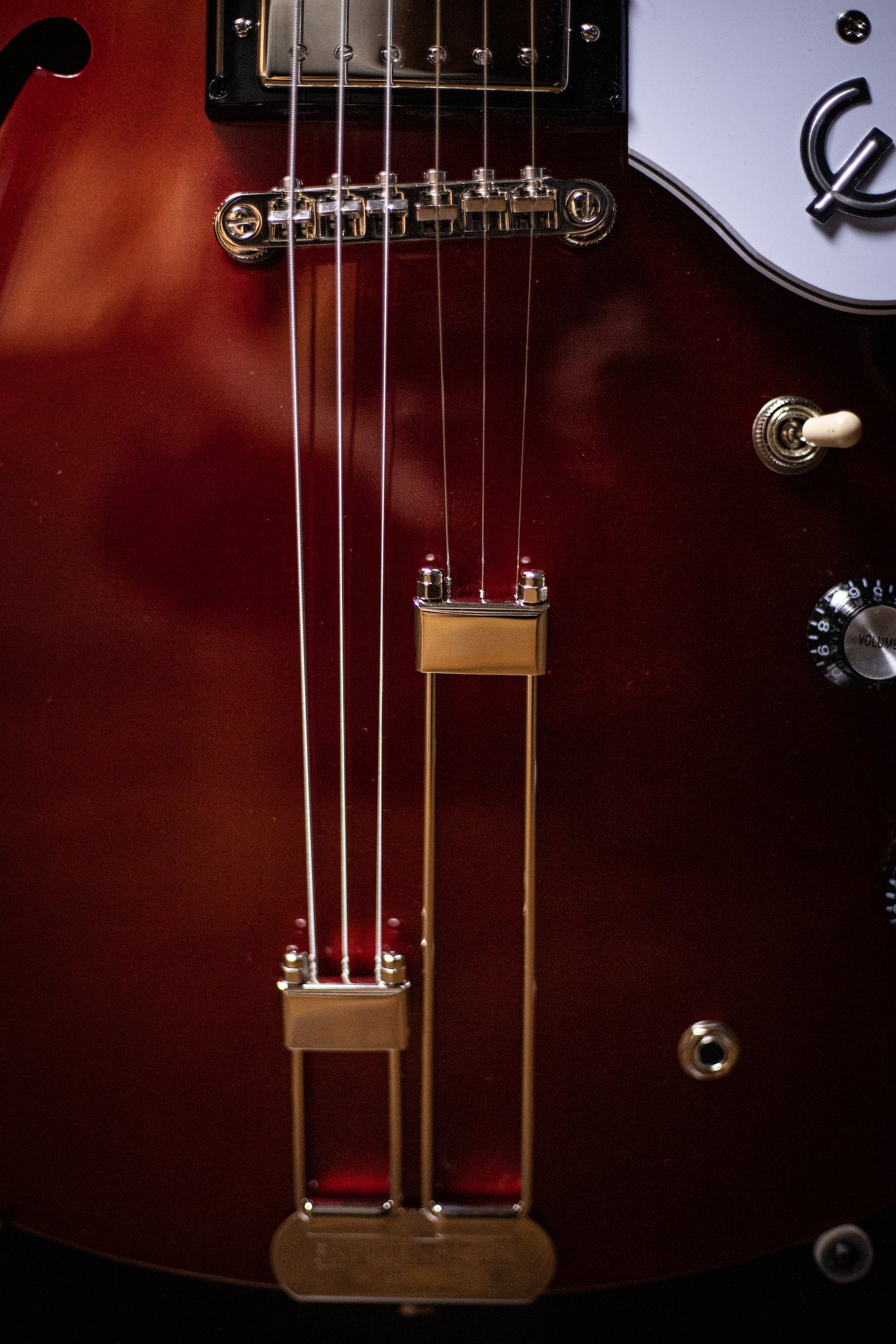 Epiphone Riviera w/ Frequensator Tailpiece Electric Guitar - Sparkling Burgundy
