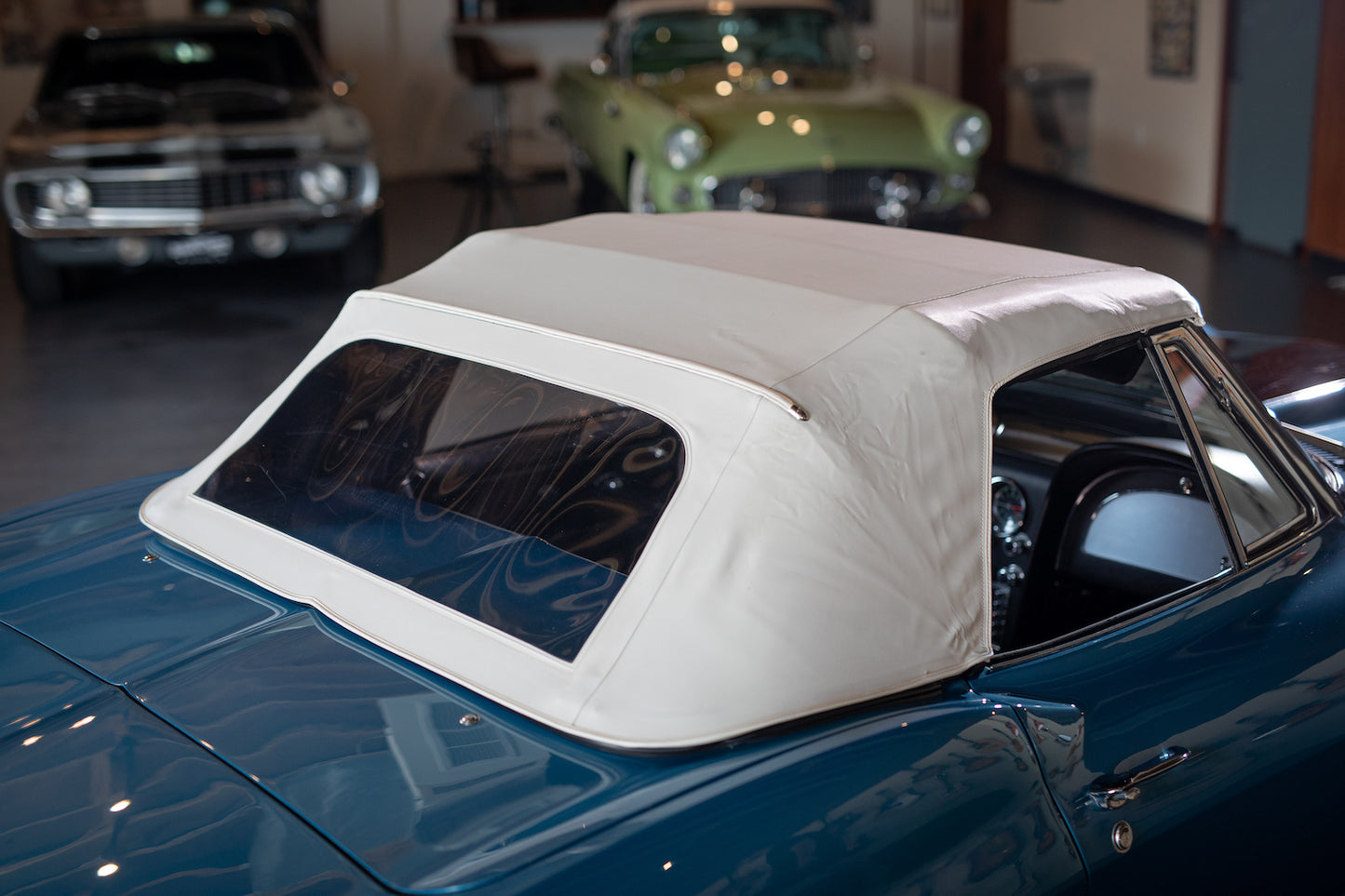 1967 Chevrolet Corvette Stingray Convertible 427/390 HP - Walt Grace Vintage