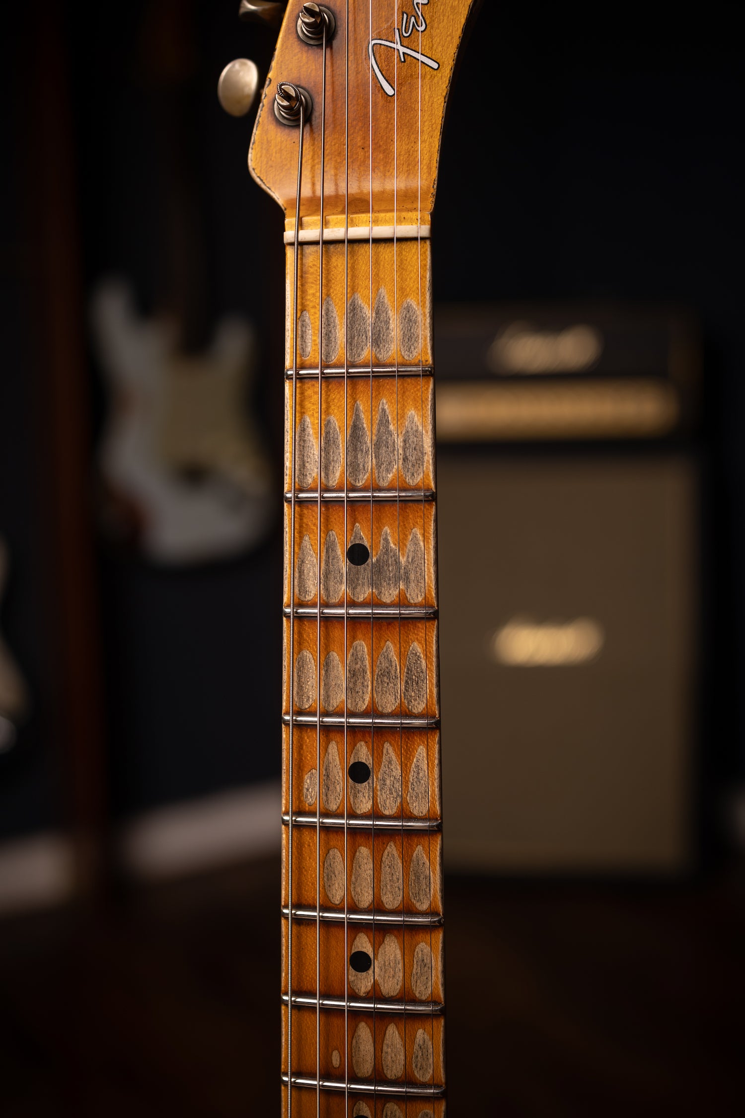 Fender Custom Shop 1952 Telecaster Super Heavy Relic Electric Guitar - Aged Cherry Sunburst