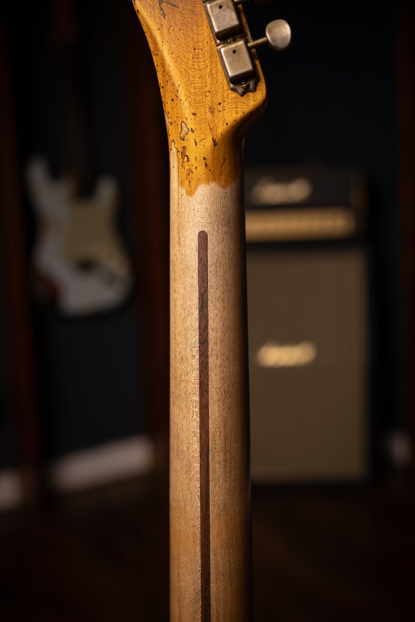 Fender Custom Shop 1952 Telecaster Super Heavy Relic Electric Guitar - Aged Cherry Sunburst