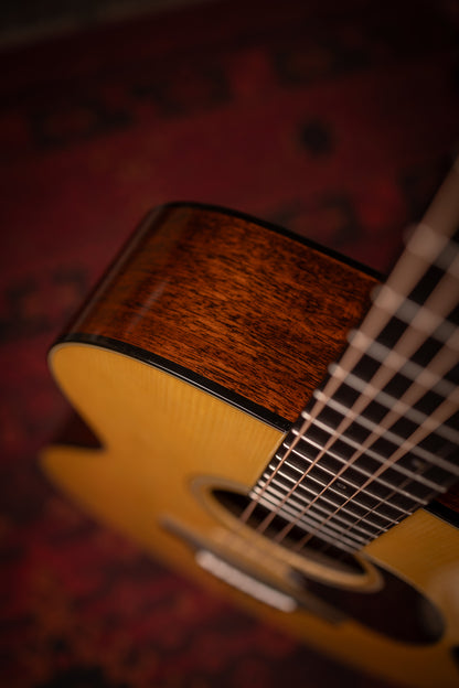 Martin Custom Shop 000-18 Acoustic Guitar Adirondack Spruce