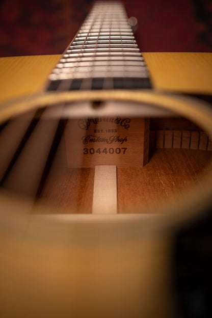 Martin Custom Shop 000-18 Acoustic Guitar Adirondack Spruce