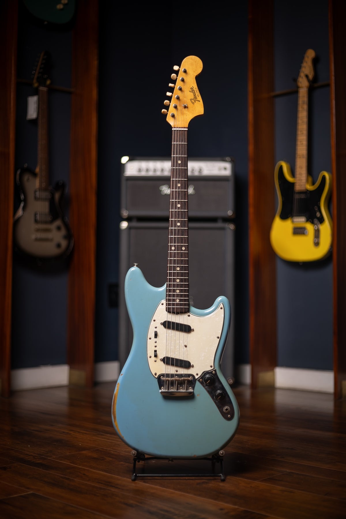 1965 Fender Duo Sonic II Electric Guitar - Daphne Blue