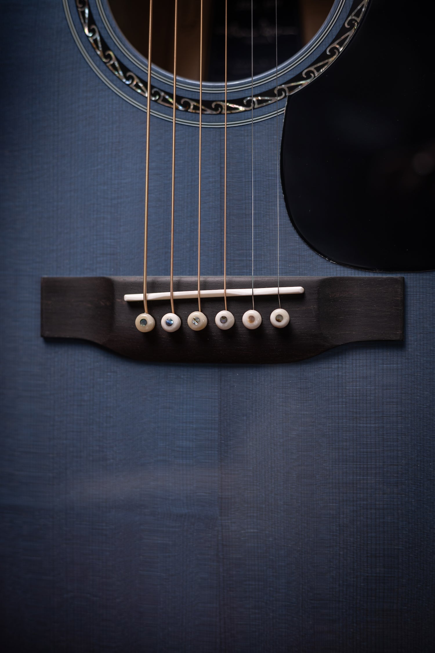 Martin CEO-11 Acoustic Guitar -New Horizons Blue Burst