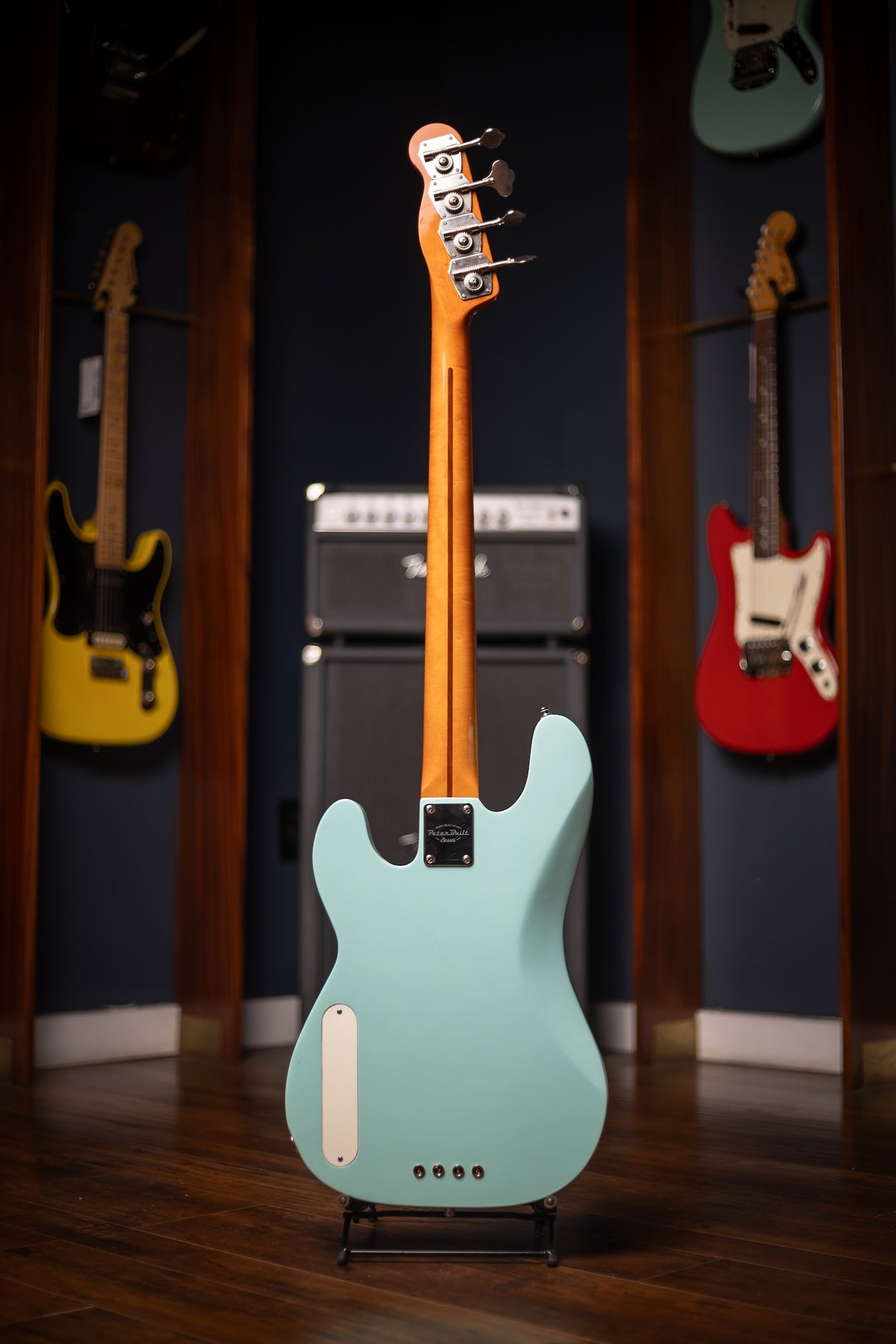 Pre-Owned PeterBuilt Cabrontia Electric Bass - Surf Green