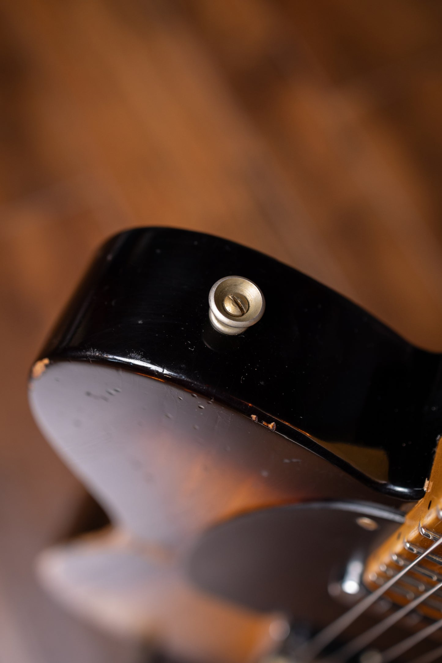 Fender 1951 Telecaster Nocaster Heavy Relic, 1-Piece Quartersawn Maple Neck Electric Guitar - 2-Color Sunburst
