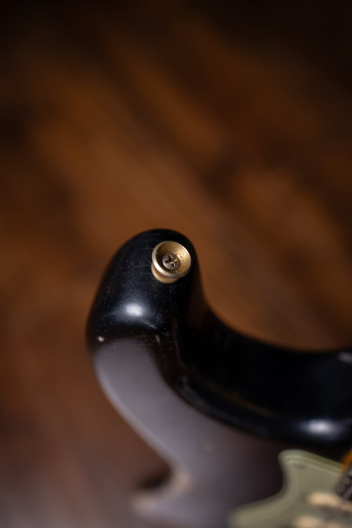Limited Edition '59 Strat HSS Heavy Relic - Black Pearl over Midnight Wine