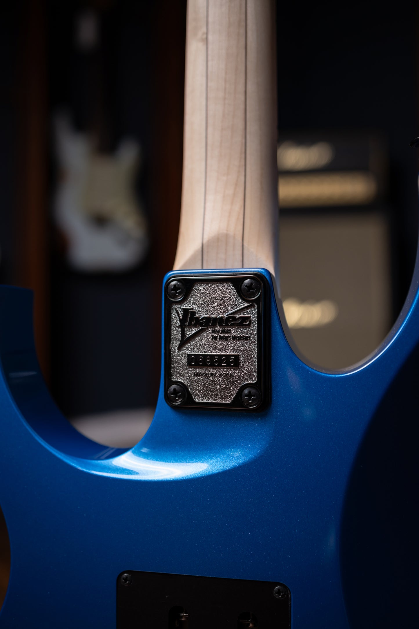 Ibanez Genesis Collection RG550 Electric Guitar - Electric Blue