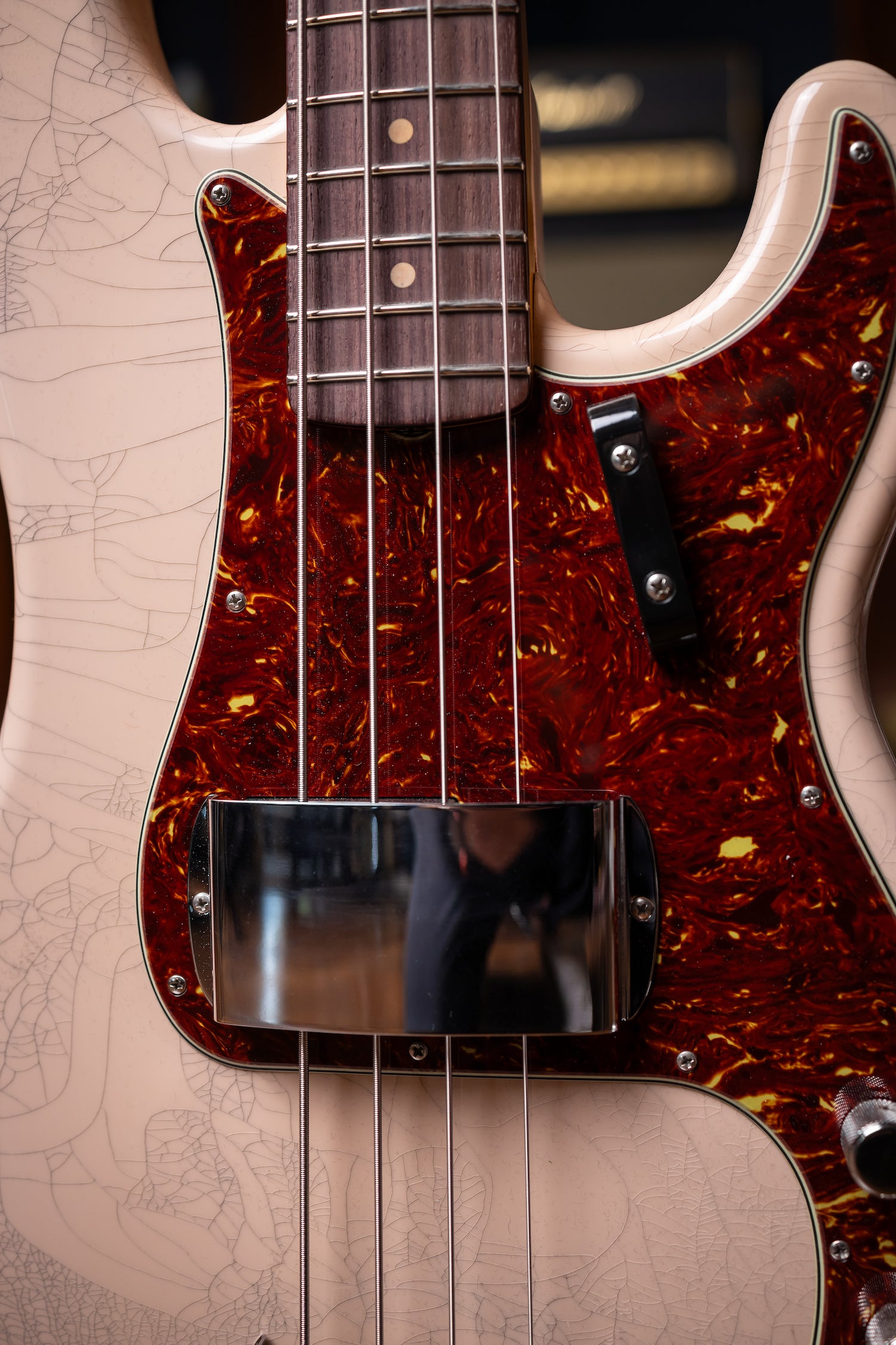 Fender Custom Shop 1960 Precision Bass DLX Closet Classic - Faded Aged Shell Pink