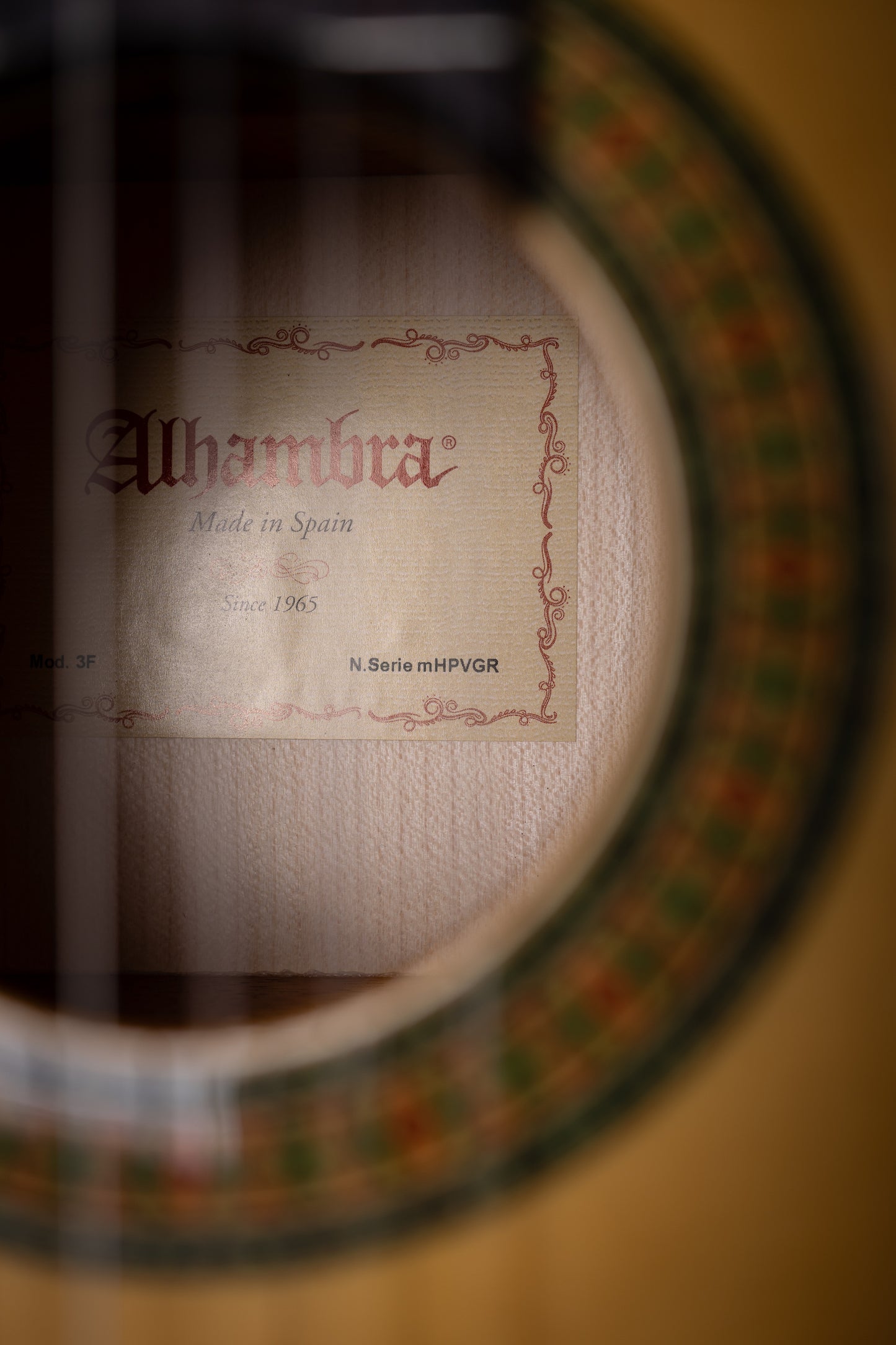 Alhambra 3 F Nylon-string Flamenco Acoustic Guitar - Natural