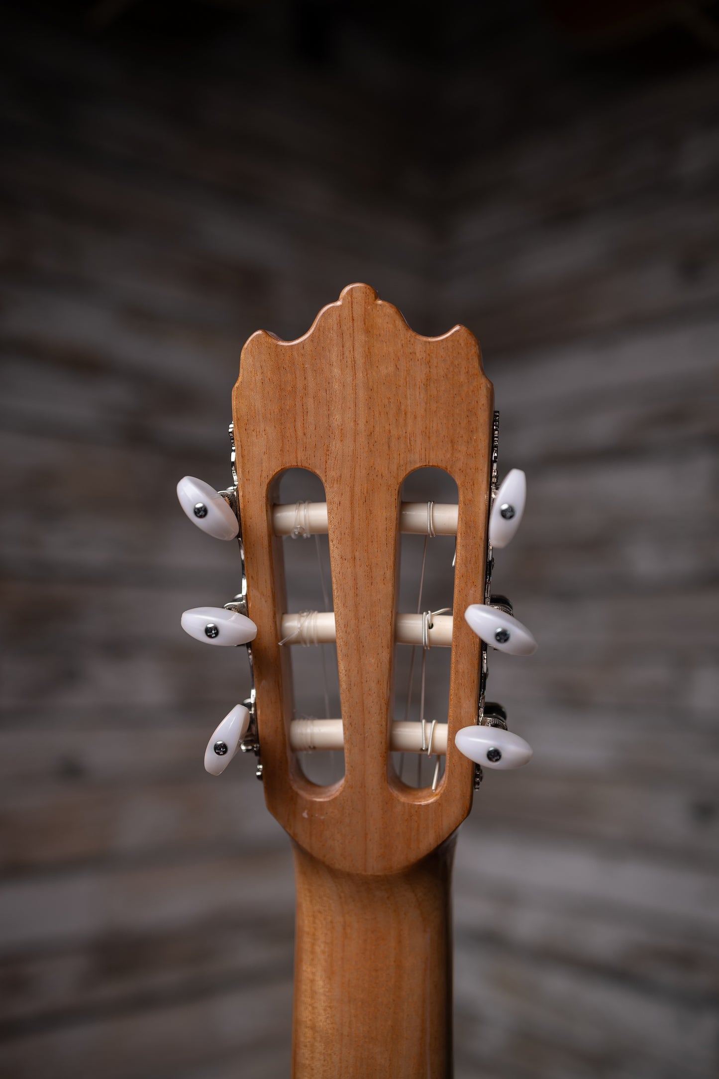 Alhambra 3 F Nylon-string Flamenco Acoustic Guitar - Natural