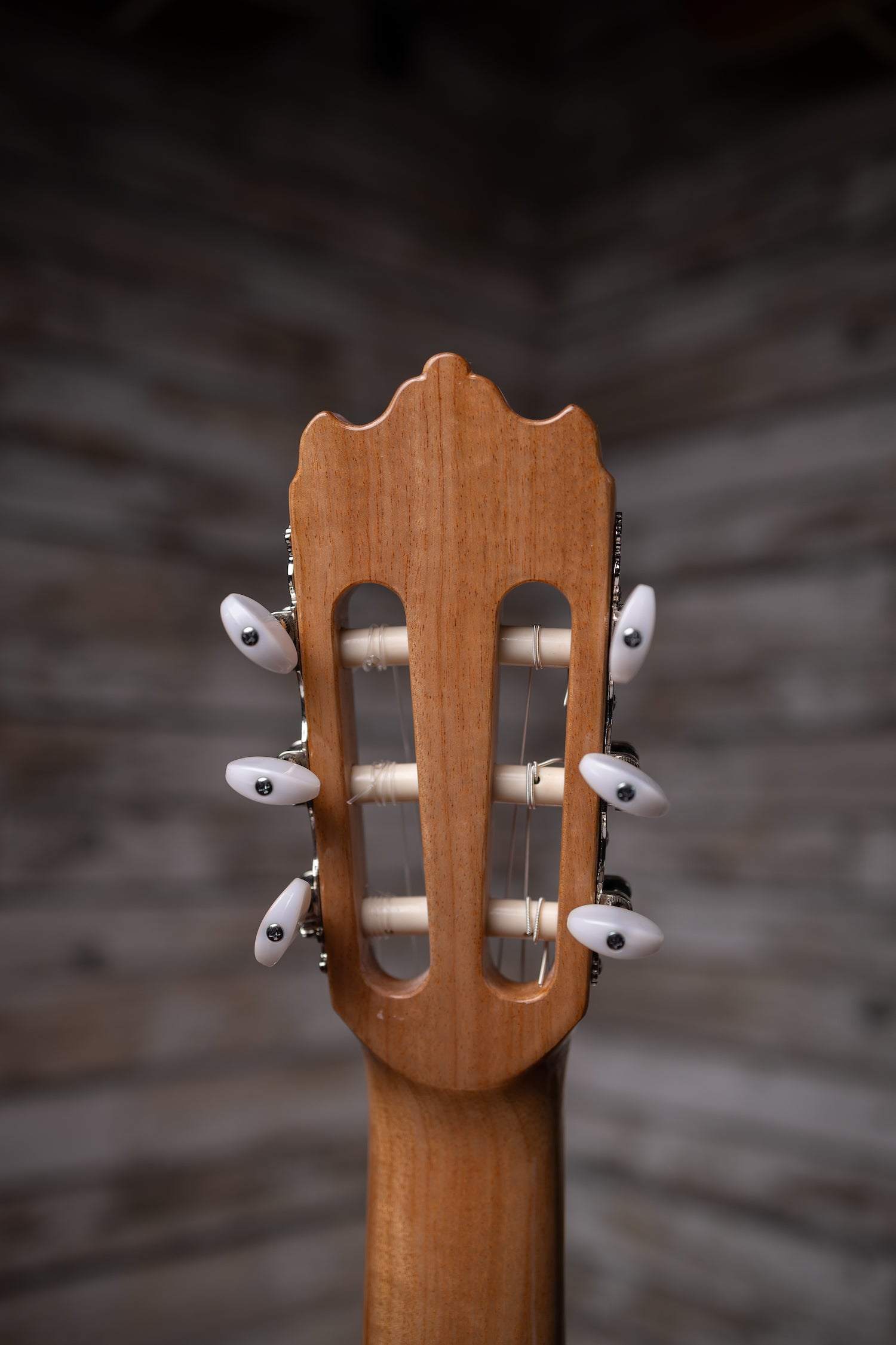 Alhambra 3 F Nylon-string Flamenco Acoustic Guitar - Natural
