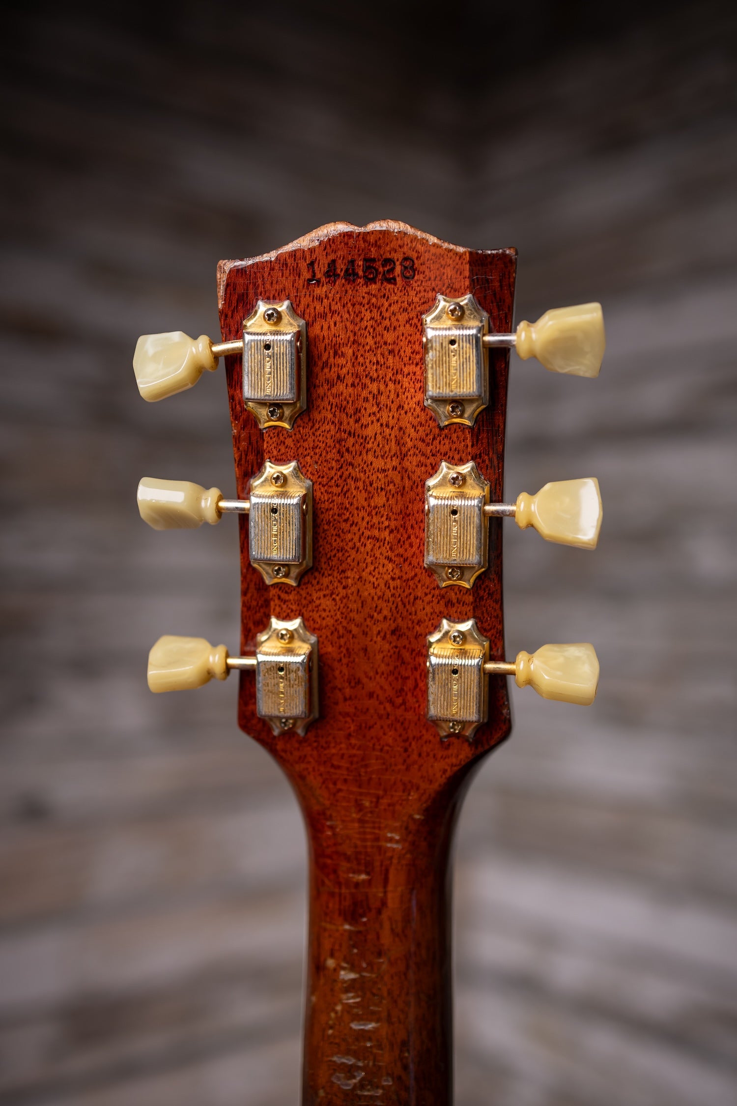 1963 Gibson Hummingbird – Cherry Sunburst