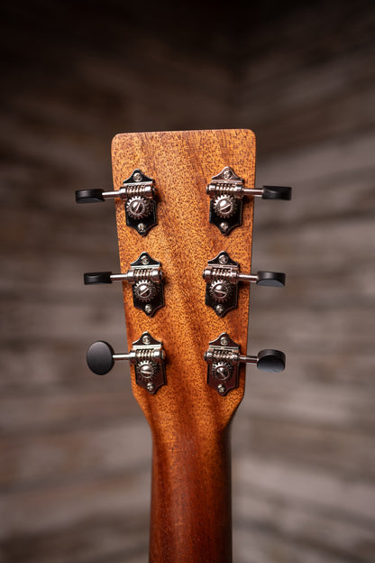 Martin 000-10E Retro Acoustic/Electric Guitar - Spruce/Sapele