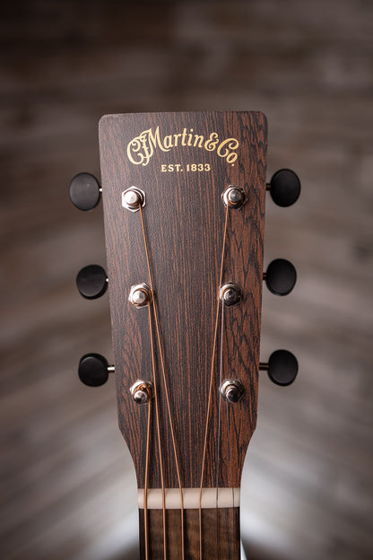 Martin 000-10E Retro Acoustic/Electric Guitar - Spruce/Sapele