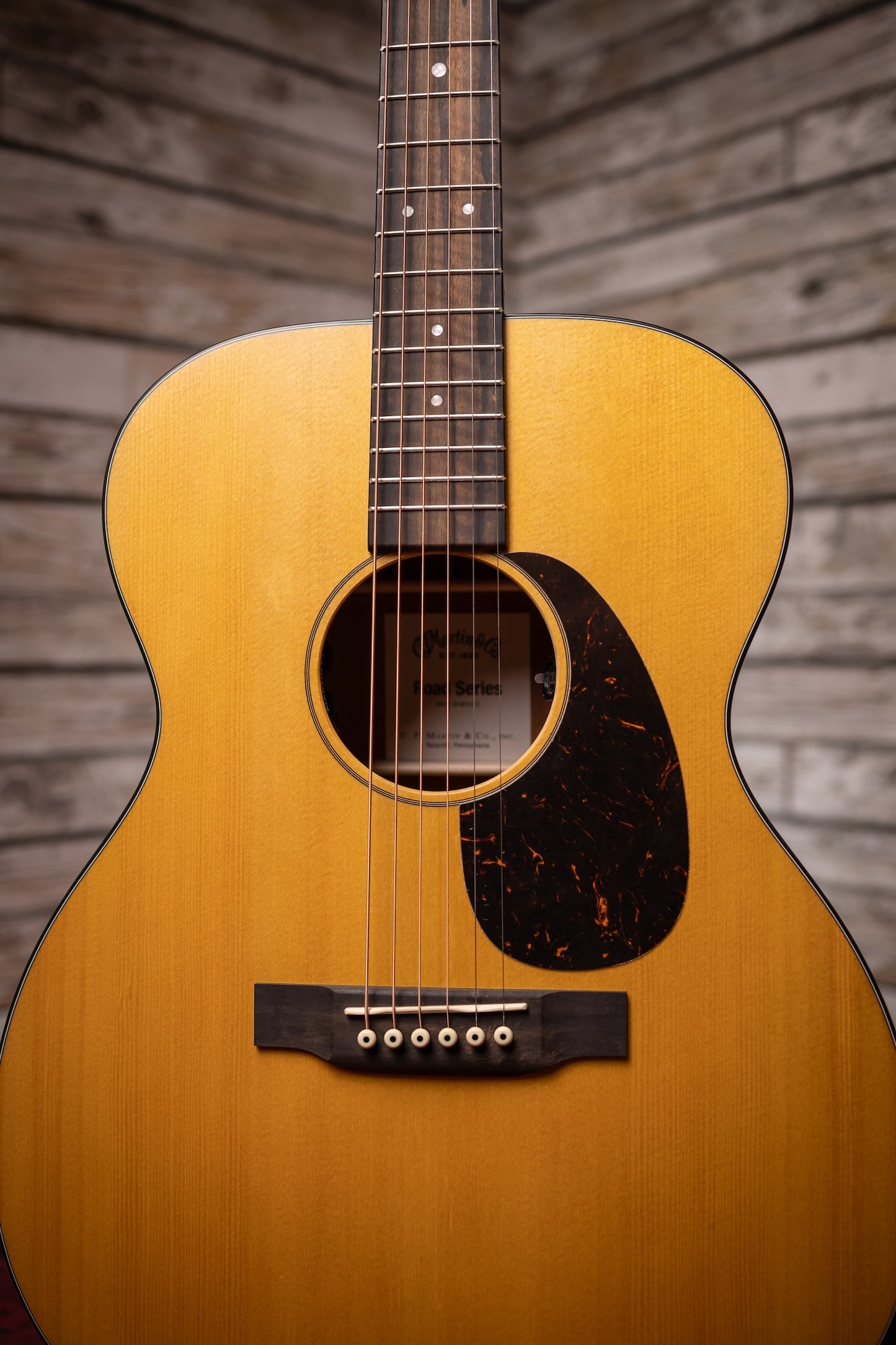 Martin 000-10E Retro Acoustic/Electric Guitar - Spruce/Sapele