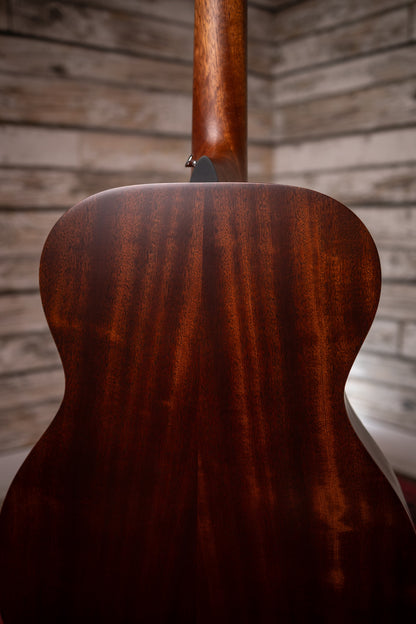 Martin 000-10E Retro Acoustic/Electric Guitar - Spruce/Sapele