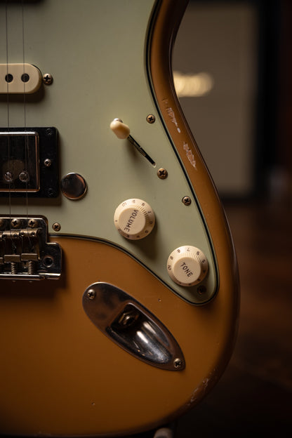 1959 Limited Edition Stratocaster HSS Relic - Desert Sand Metallic
