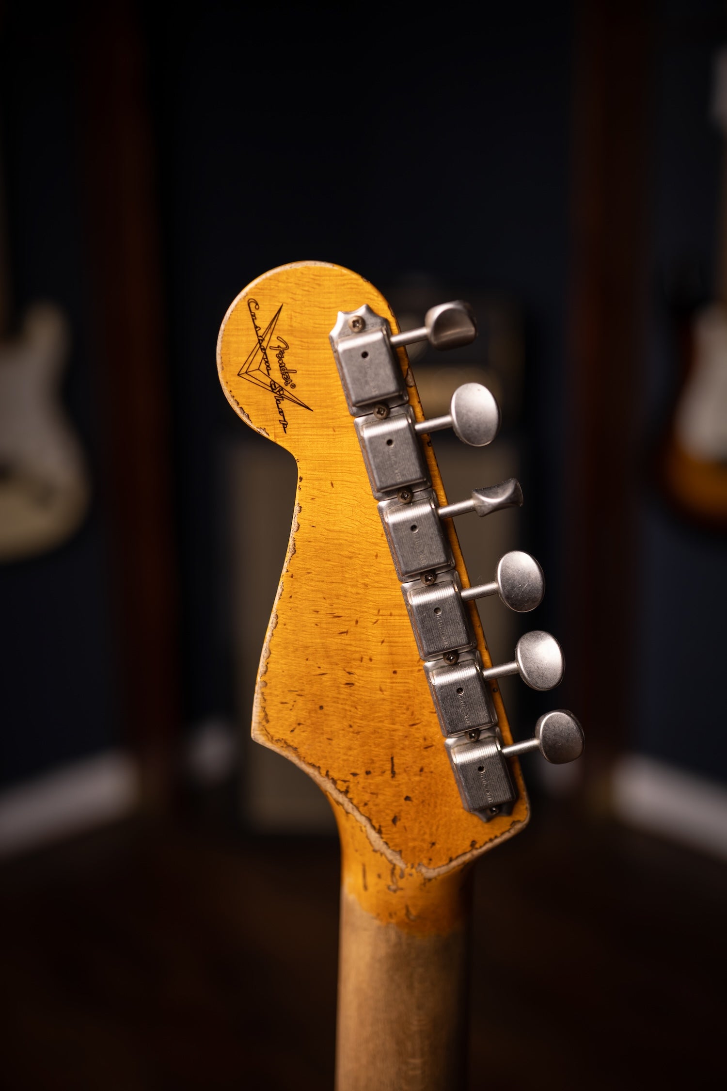Fender Custom Shop 1961 Stratocaster Super Heavy Relic, 3A Rosewood Fingerboard Electric Guitar - Aged Surf Green over 3-Color Sunburst