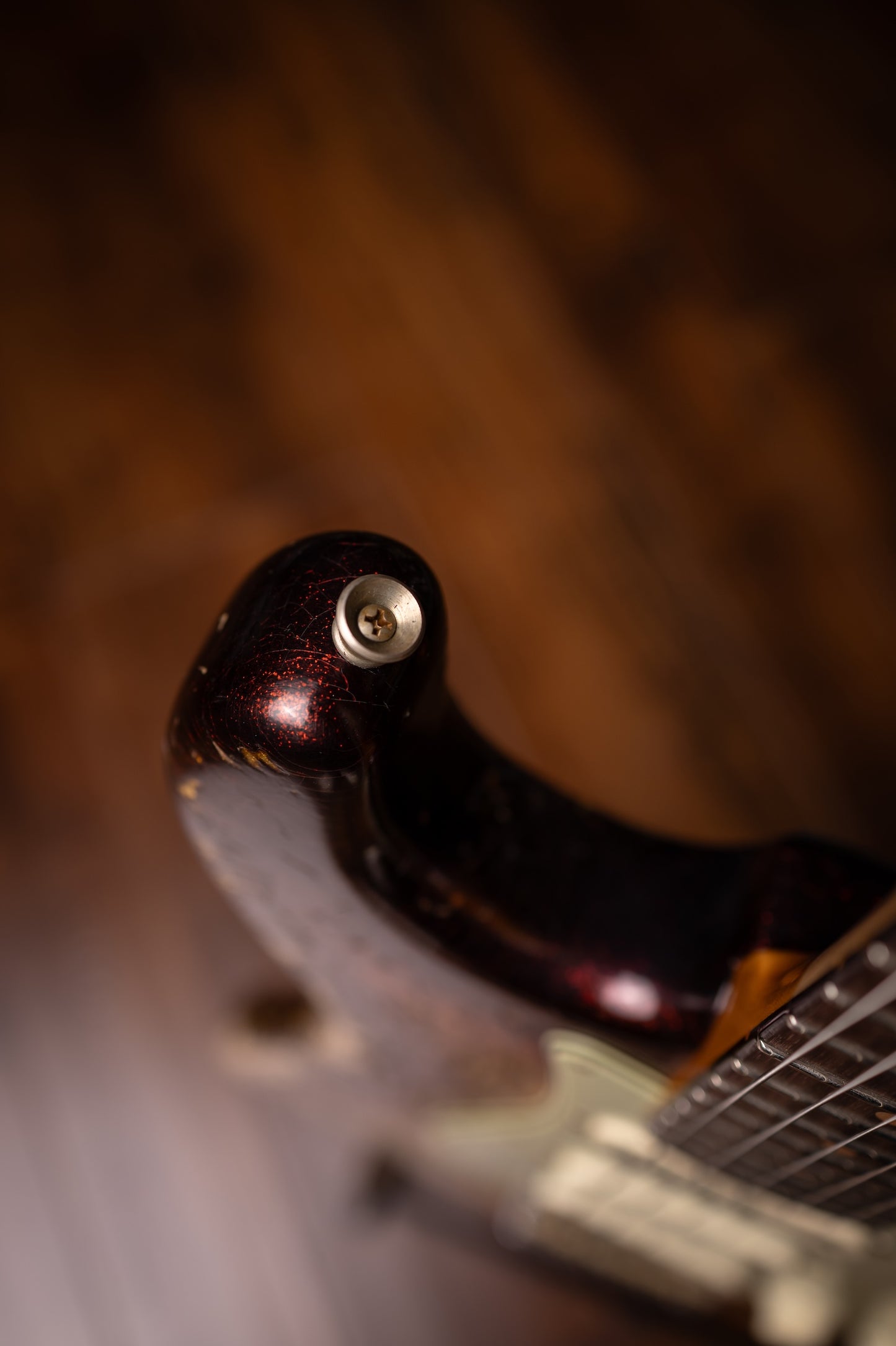Fender Custom Shop 1963 Stratocaster Super Heavy Relic Super Faded Aged 3-Color Sunburst Sparkle