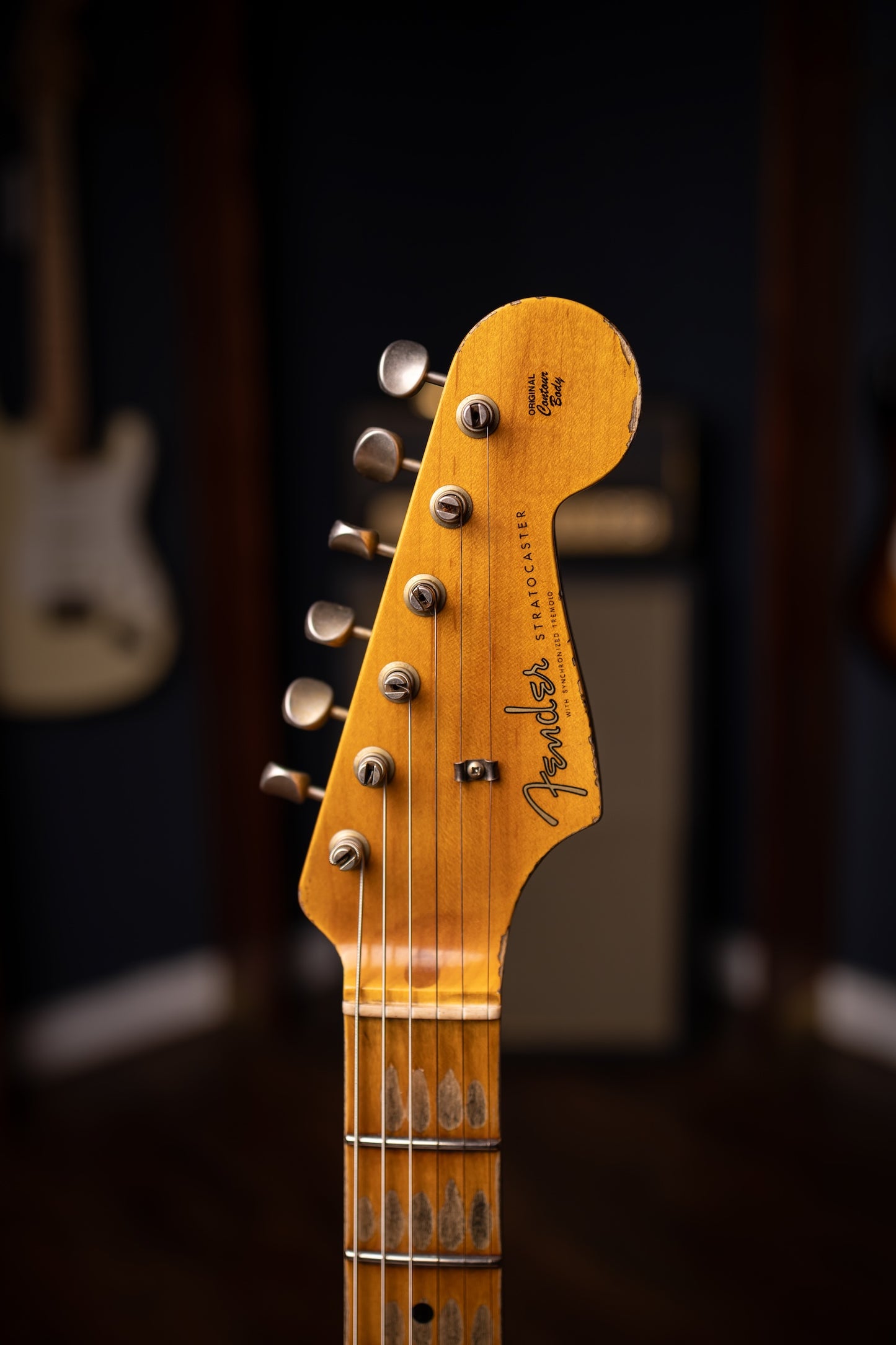 Fender Custom Shop 1957 Stratocaster® Heavy Relic®, 1-Piece Rift Sawn Maple Neck Fingerboard Electric Guitar -  Aged Fiesta Red