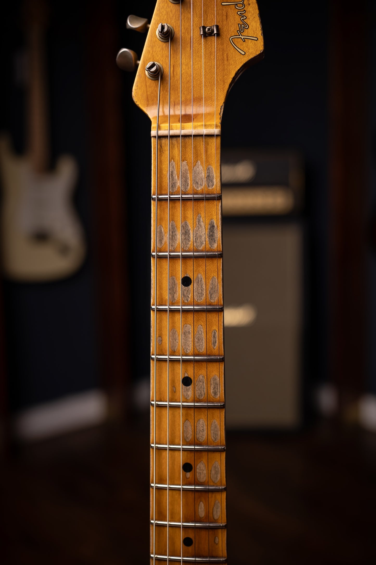 Fender Custom Shop 1957 Stratocaster® Heavy Relic®, 1-Piece Rift Sawn Maple Neck Fingerboard Electric Guitar -  Aged Fiesta Red