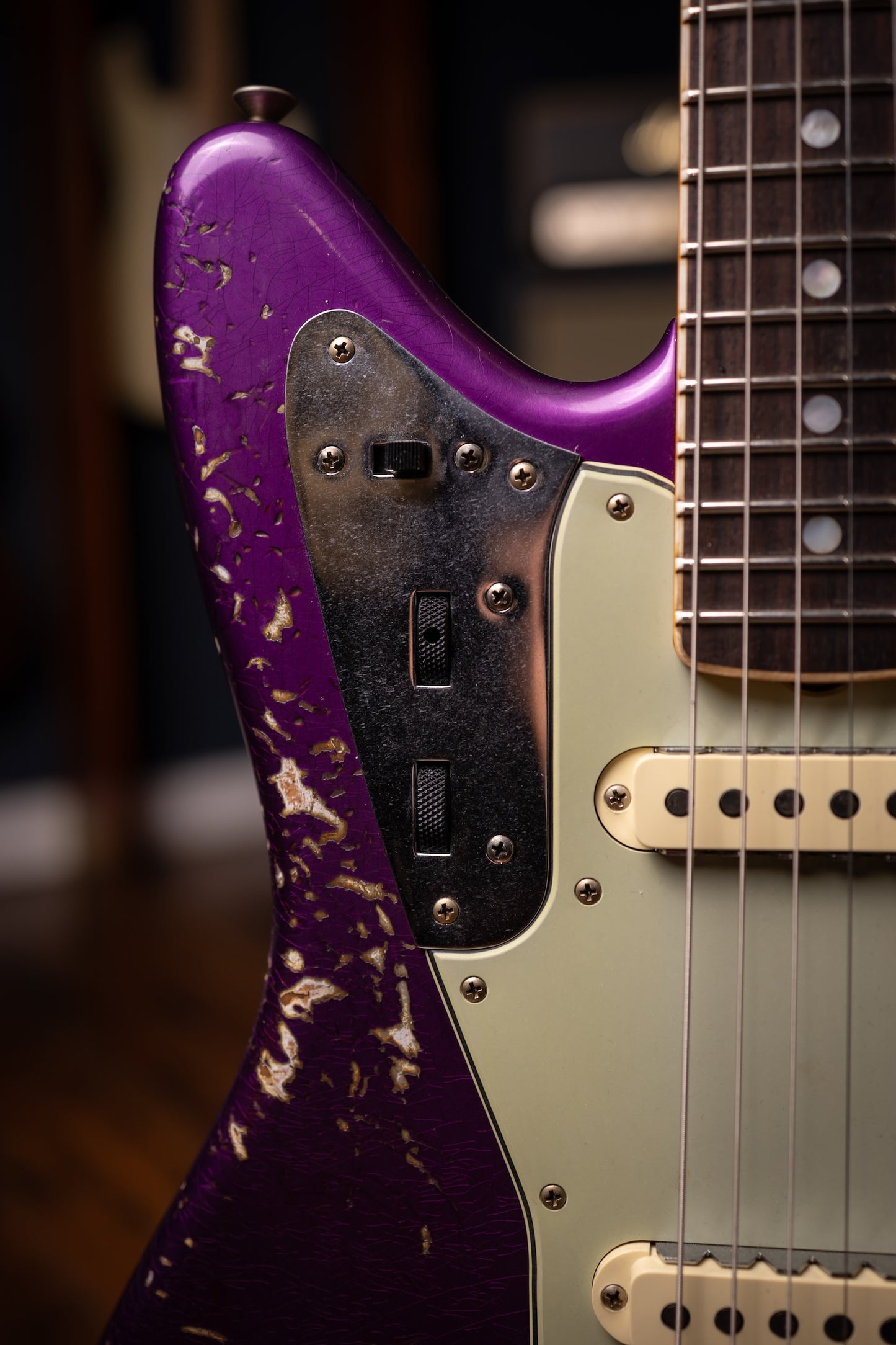 Fender Custom Shop 1965 Jaguar Heavy Relic Electric Guitar - Faded Purple Metallic