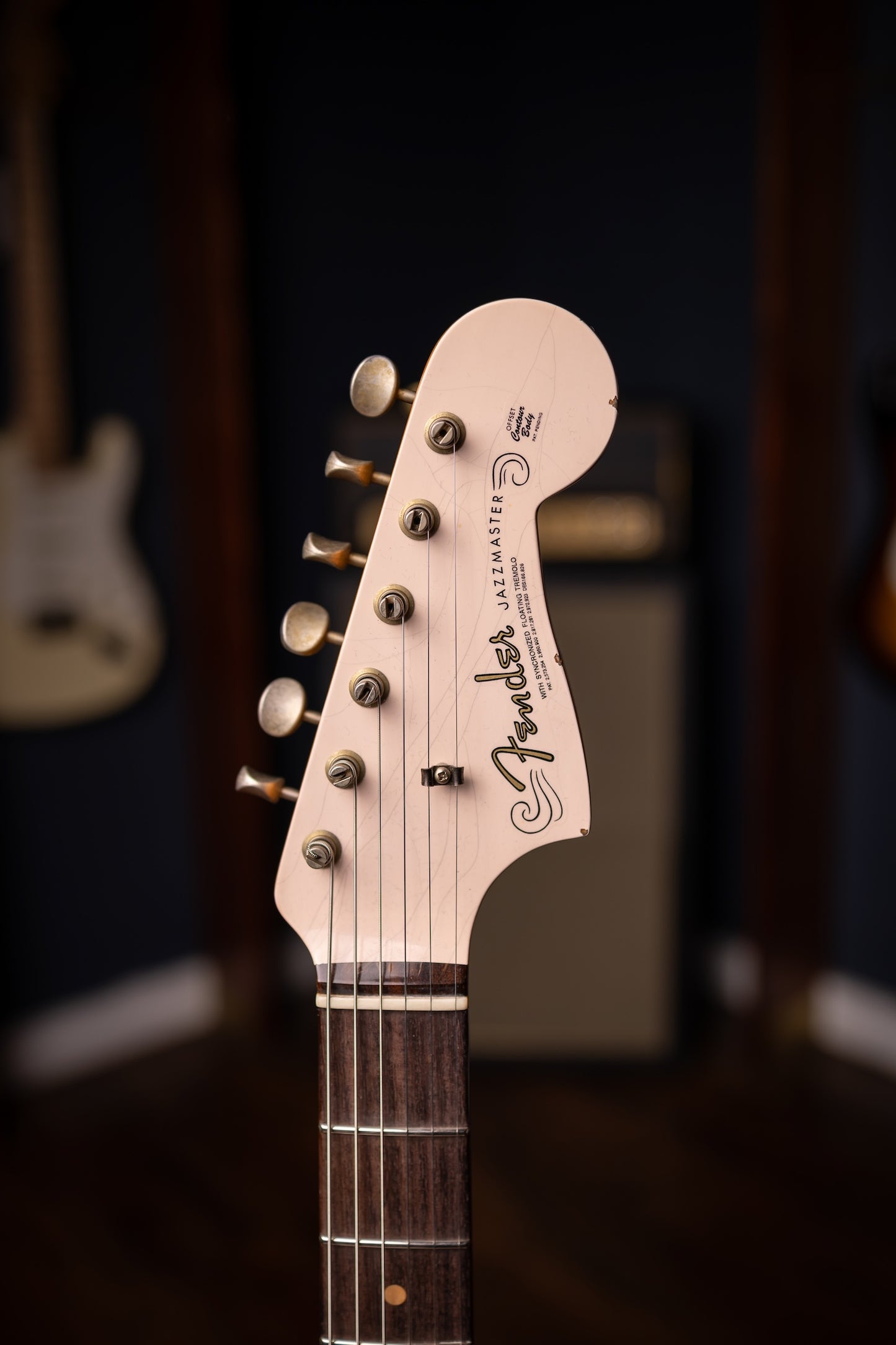 Fender Custom Shop 1963 Jazzmaster® Relic®, Rosewood Fingerboard Electric Guitar - Aged Shell Pink