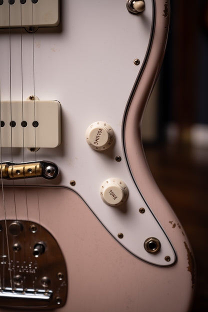 Fender Custom Shop 1963 Jazzmaster® Relic®, Rosewood Fingerboard Electric Guitar - Aged Shell Pink