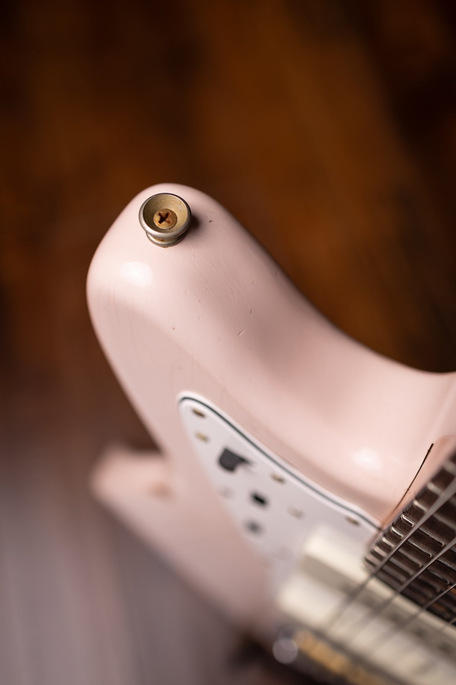 Fender Custom Shop 1963 Jazzmaster® Relic®, Rosewood Fingerboard Electric Guitar - Aged Shell Pink