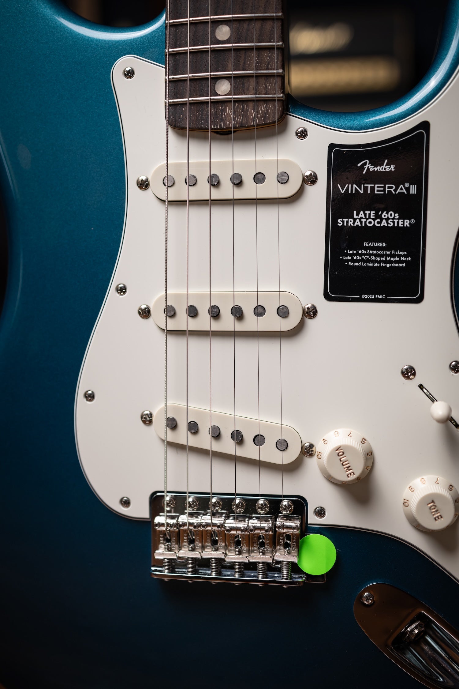 Fender Vintera III Late '60s Stratocaster - Ocean Turquoise