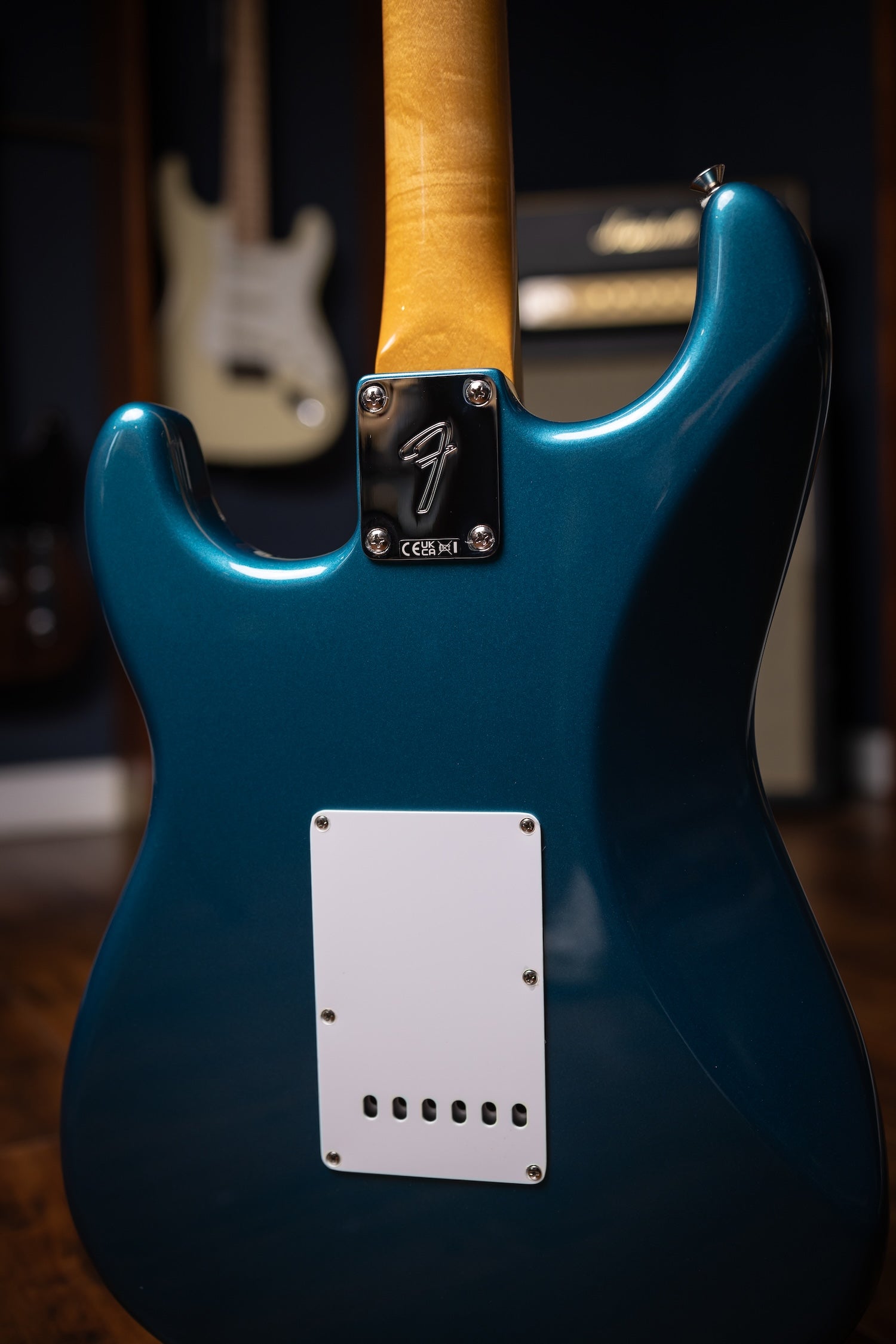 Fender Vintera III Late '60s Stratocaster - Ocean Turquoise
