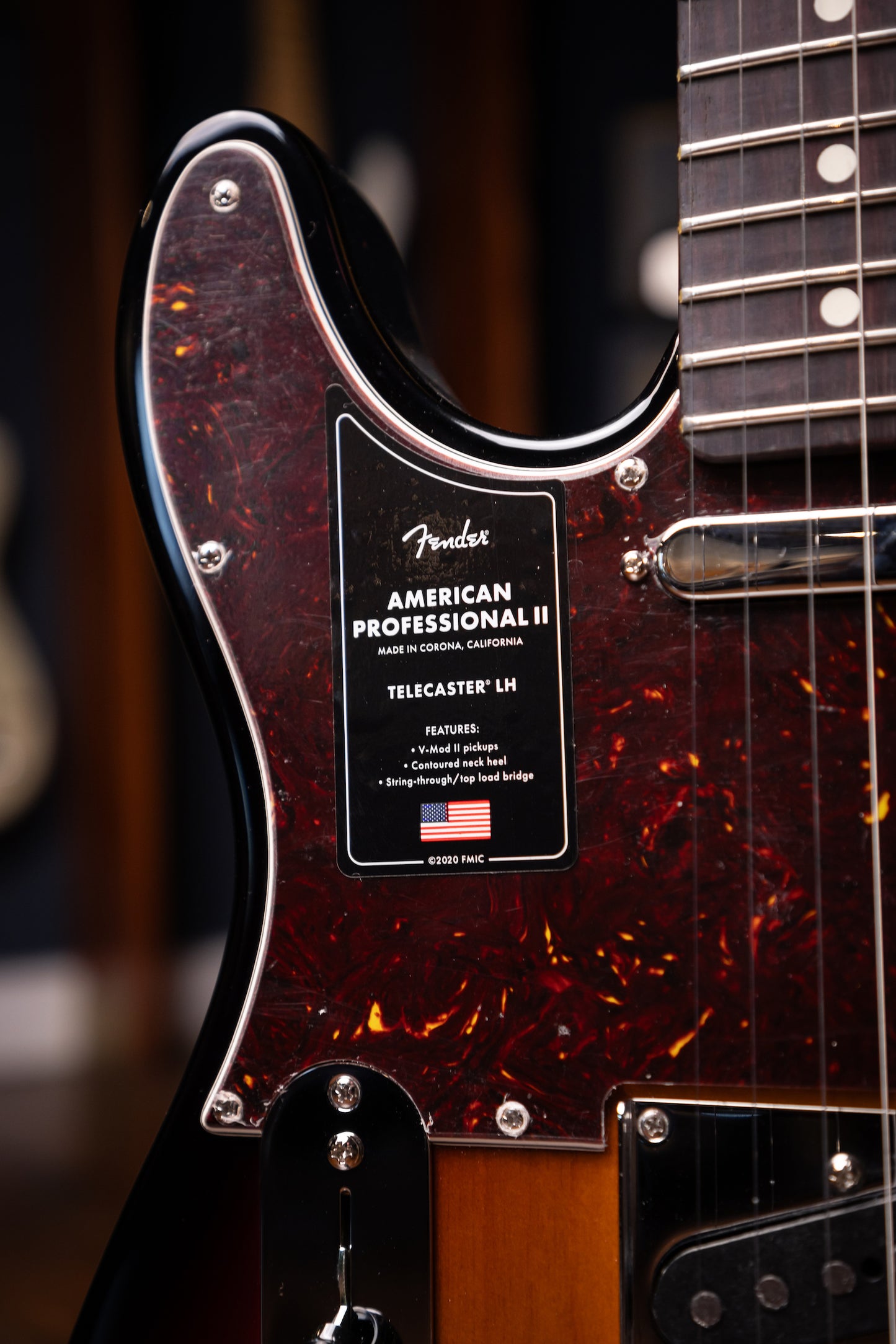 Fender American Professional II Telecaster Left-Hand 3 - Color Sunburst