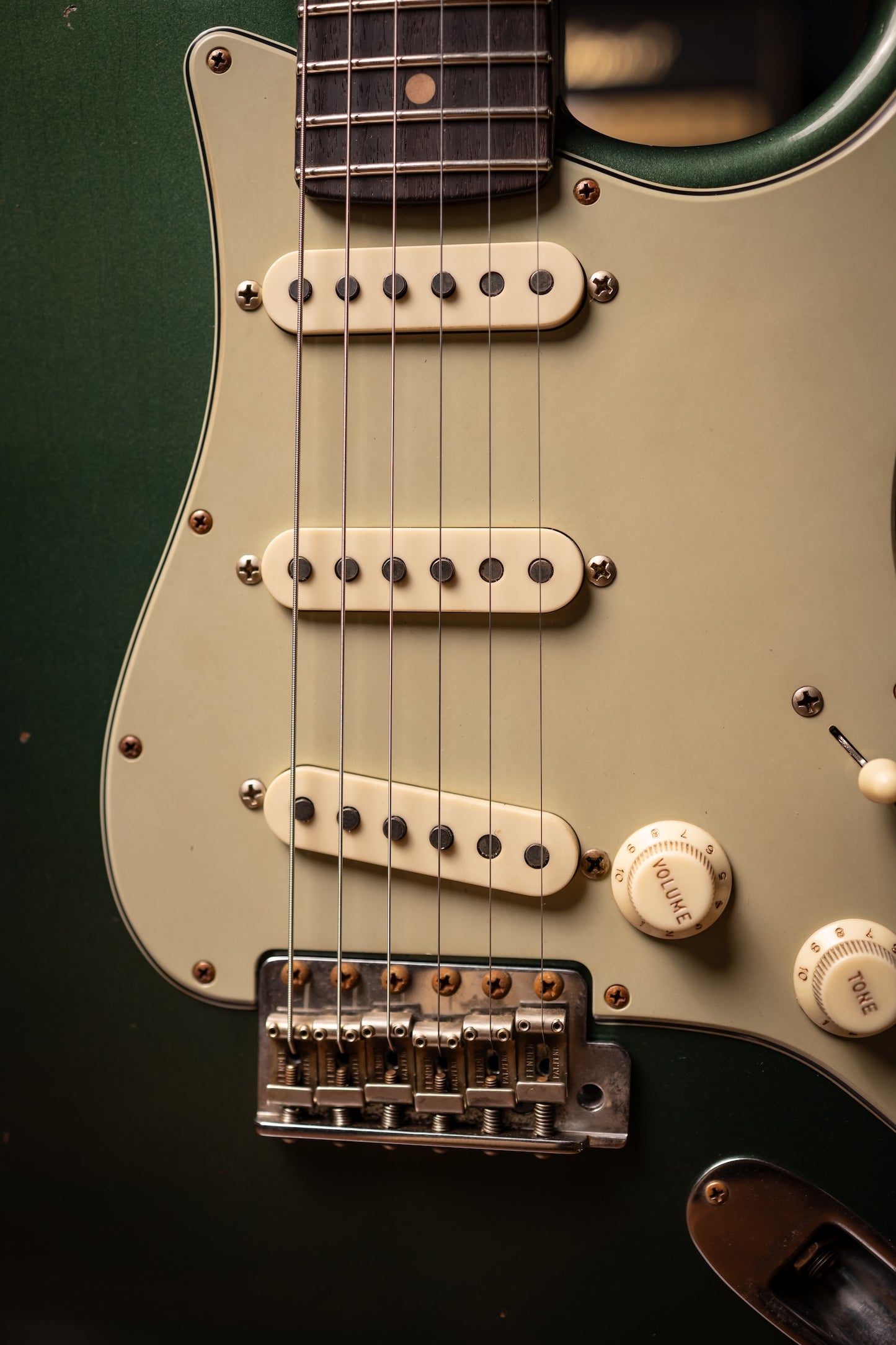 Fender Masterbuilt Todd Krause '63 Stratocaster® Journeyman Relic® Electric Guitar - Sherwood Green Metallic