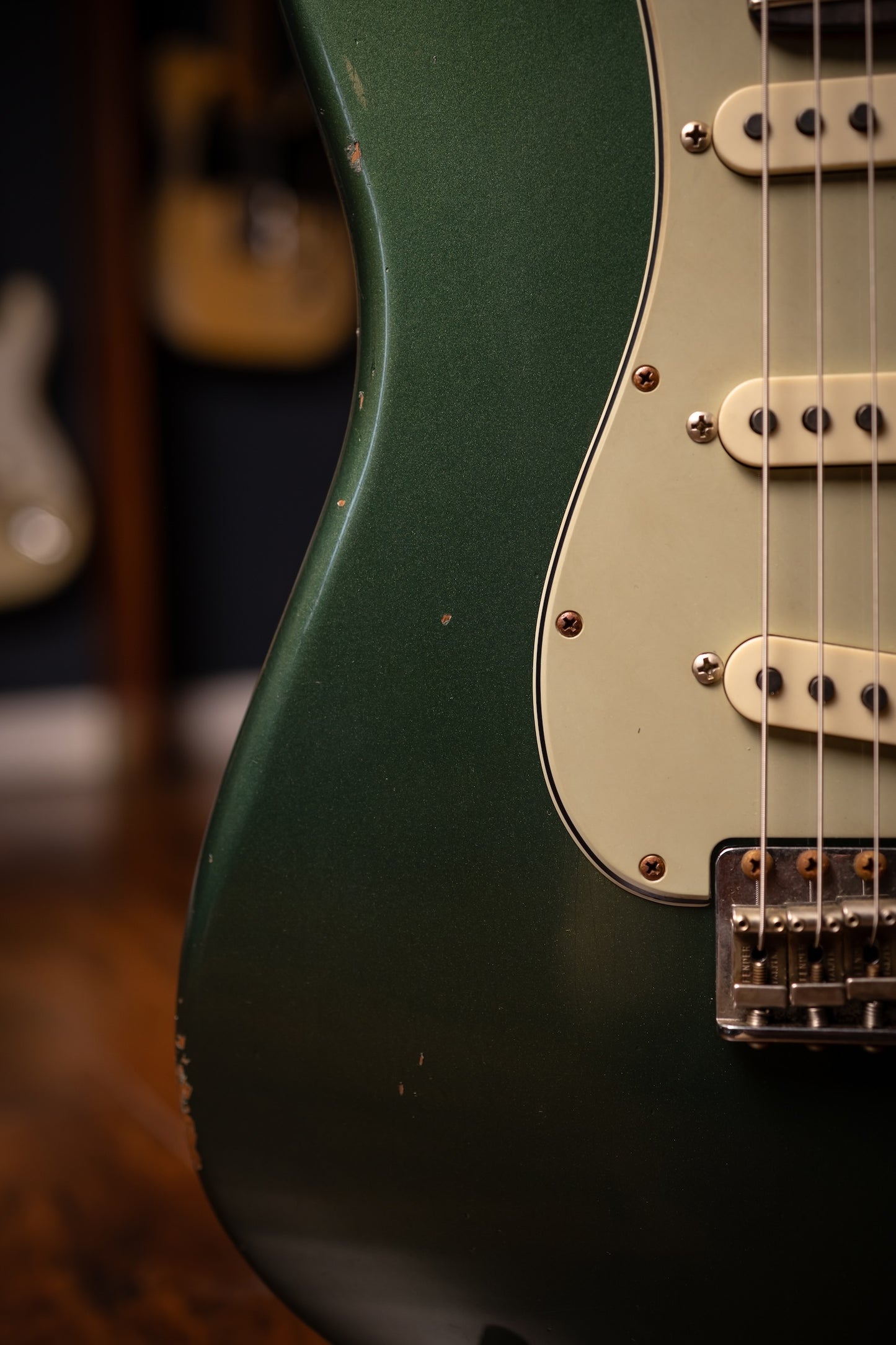 Fender Masterbuilt Todd Krause '63 Stratocaster® Journeyman Relic® Electric Guitar - Sherwood Green Metallic