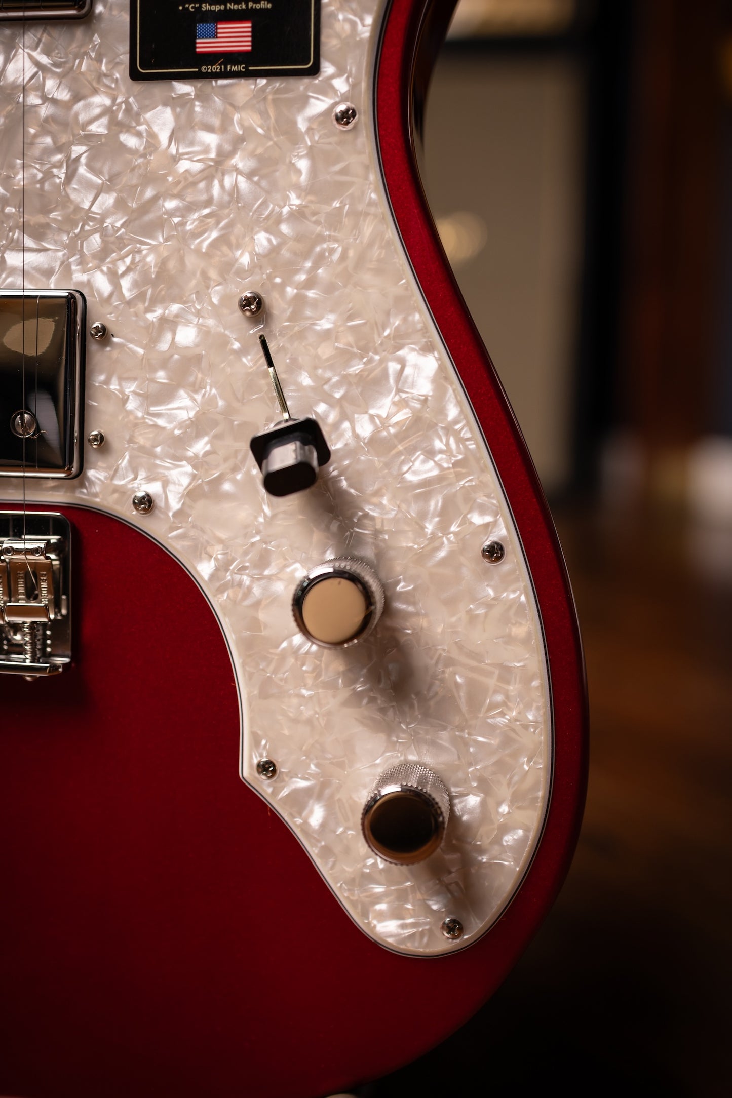 Fender American Vintage II 1972 Telecaster® Thinline  Electric Guitar - Candy Apple Red