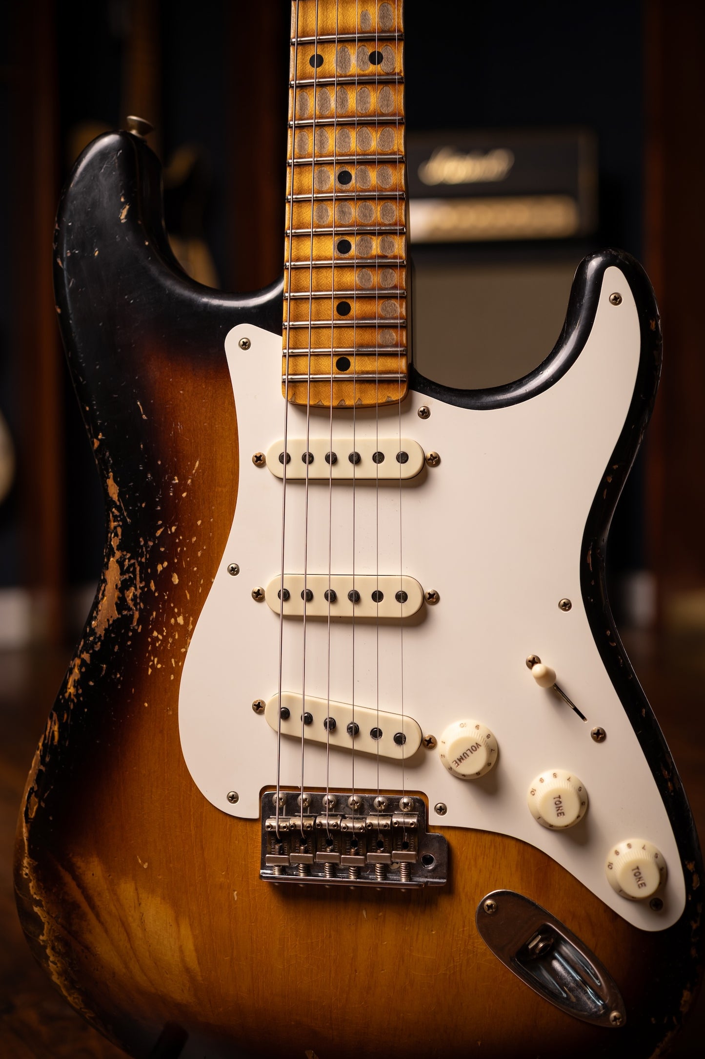 Fender 1957 Stratocaster Heavy Relic Electric Guitar - Aged 2-Color Sunburst