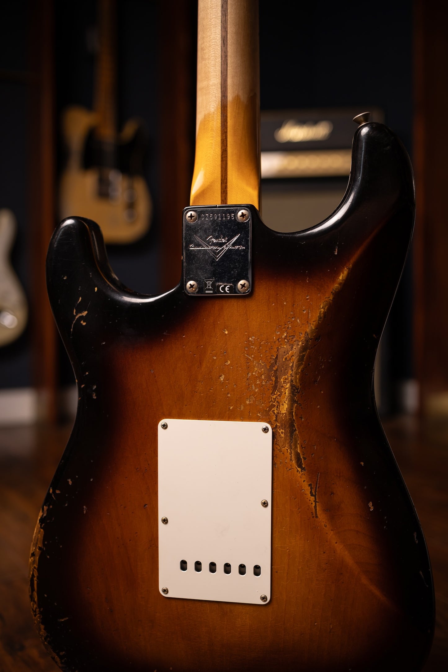 Fender 1957 Stratocaster Heavy Relic Electric Guitar - Aged 2-Color Sunburst
