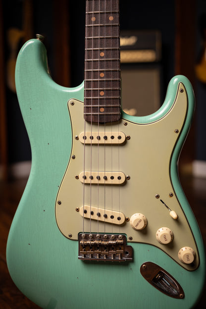 Fender 1959 Stratocaster® Journeyman Relic®  Electric Guitar - Faded Aged Sea Foam Green