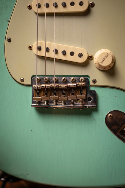 Fender 1959 Stratocaster® Journeyman Relic®  Electric Guitar - Faded Aged Sea Foam Green