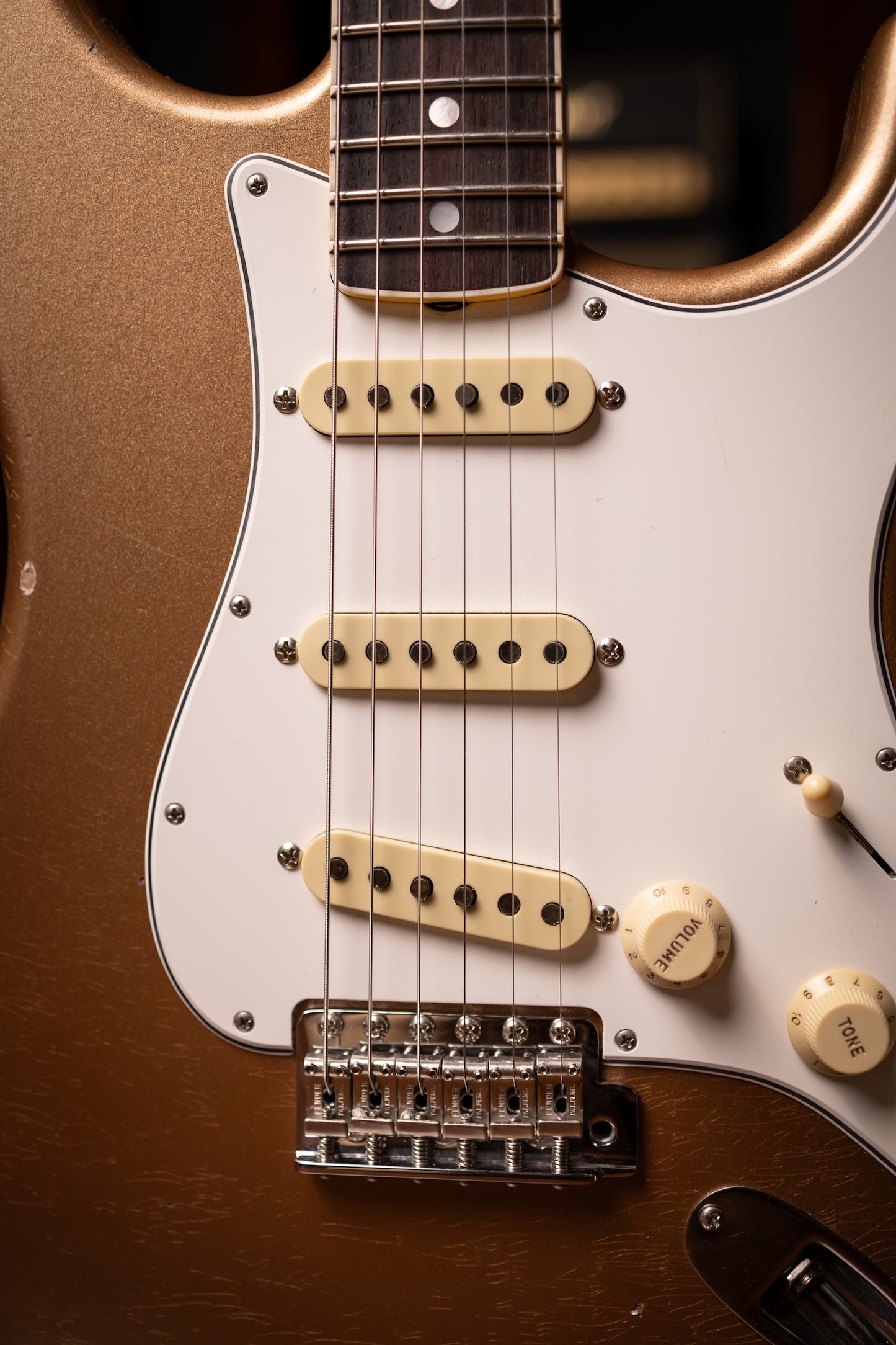 Fender 1967 Stratocaster® Relic Electric Guitar - Aged Firemist Gold
