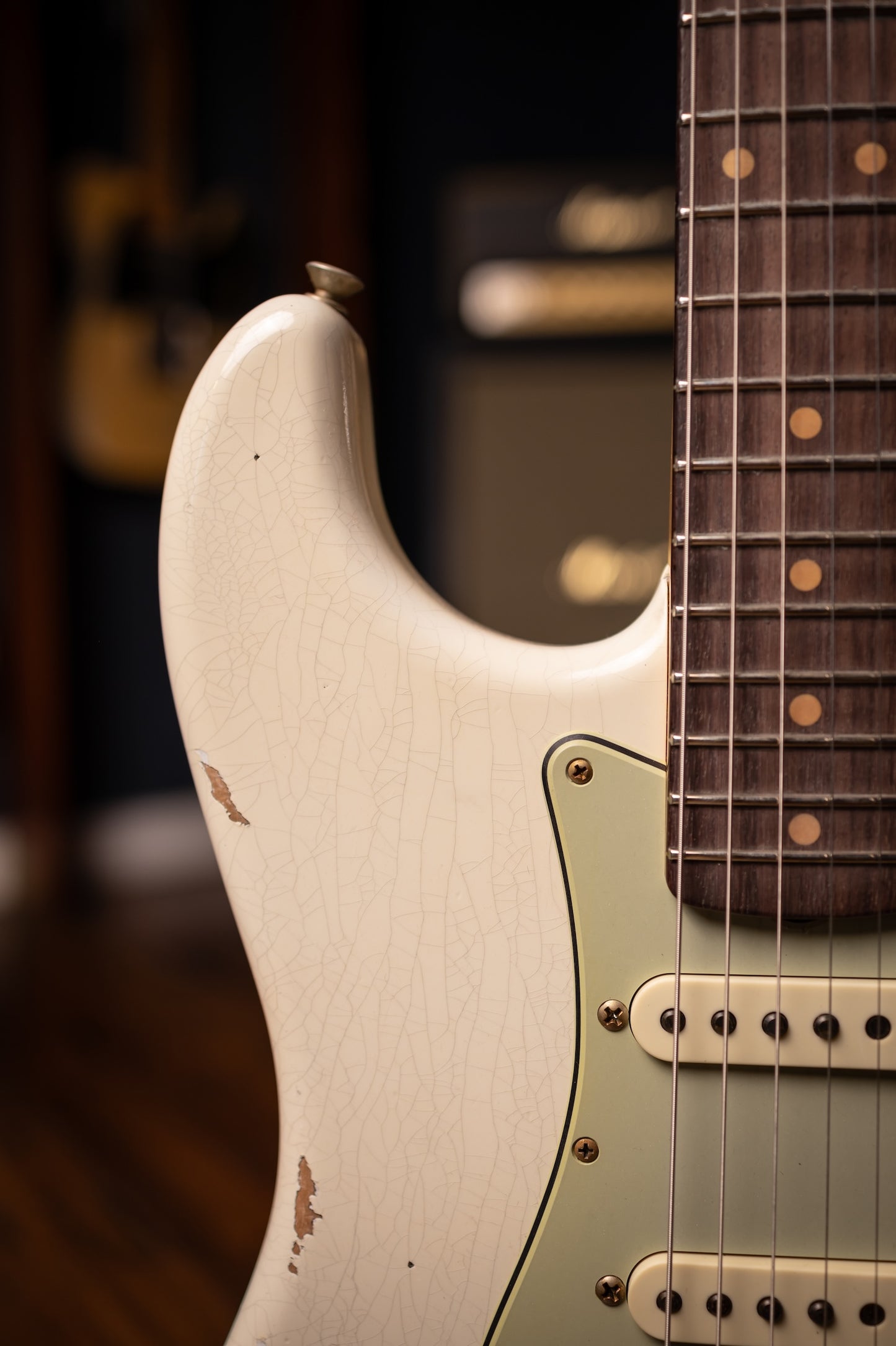 Fender 1962 Stratocaster® Relic® Electric Guitar - Aged Olympic White